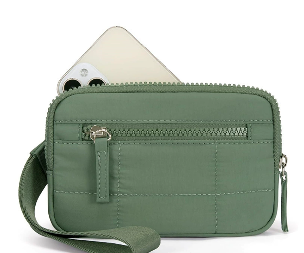 🔥Wristlet Wallet Nylon Quilted Strap with 3 Zippers to Hold Travel Card Holder💜